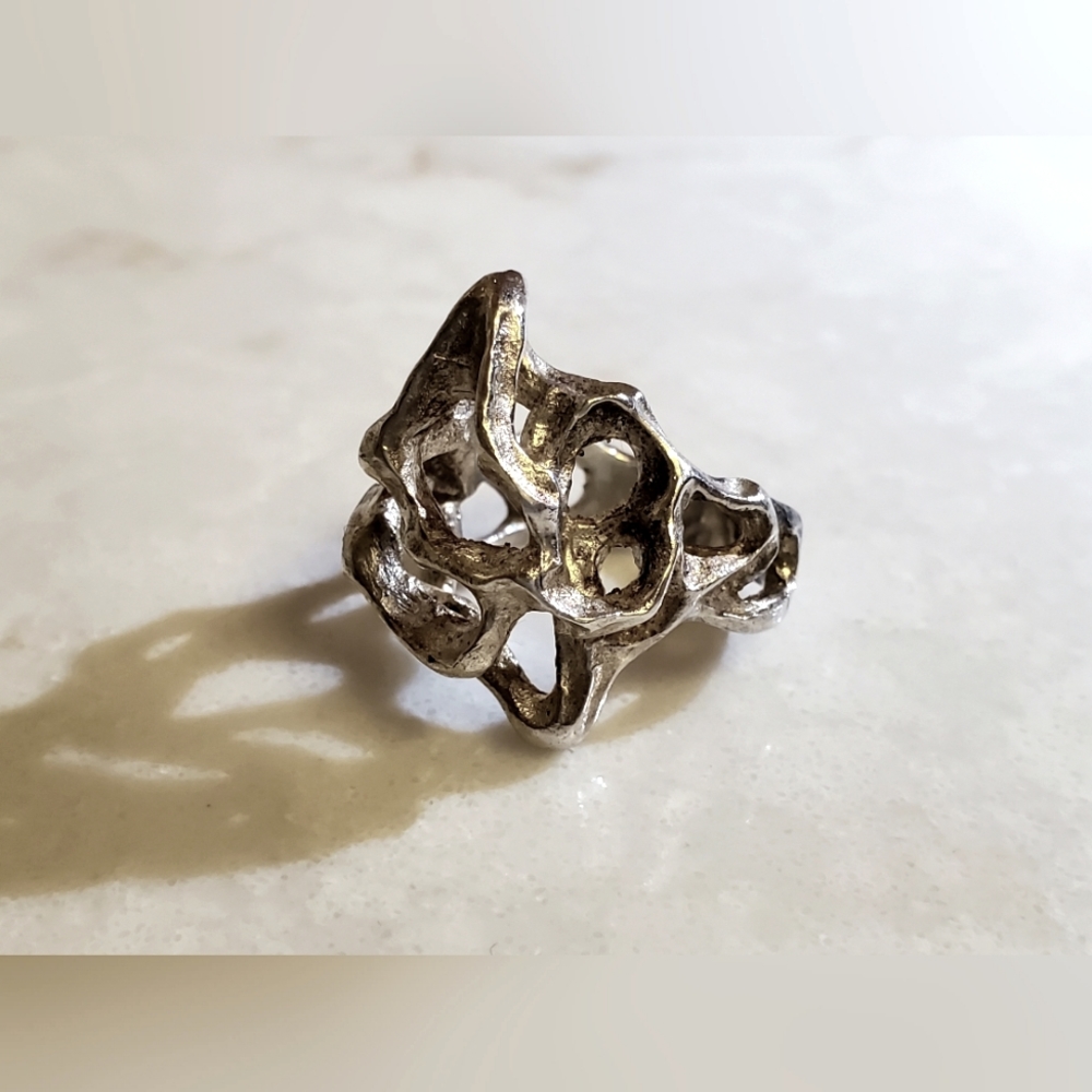 Size 6.25 Brutalist Silver Ring 💍